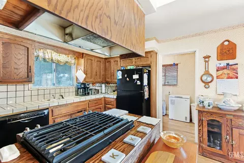 918 2nd St, Taft, CA 93268 photo 21