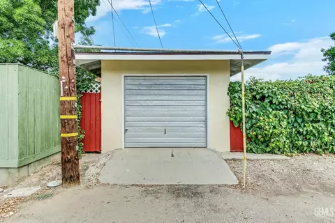 918 2nd St, Taft, CA 93268 photo 10
