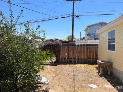 507 D St, Taft, CA 93268 photo 10