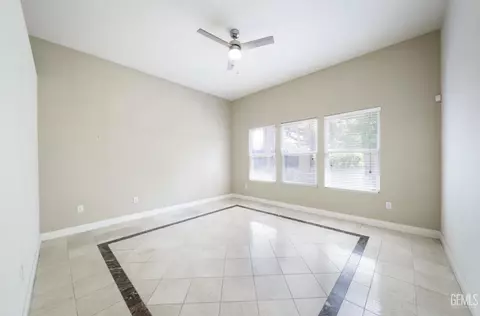 1512 Fieldspring Dr, Bakersfield, CA 93311 photo 17