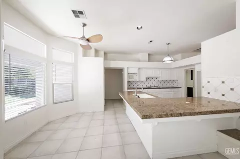 1512 Fieldspring Dr, Bakersfield, CA 93311 photo 12