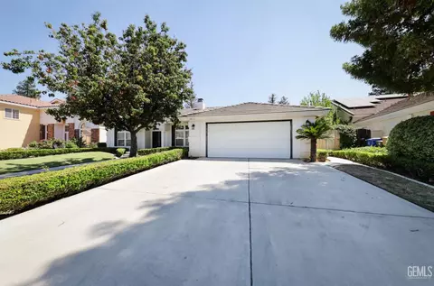 1512 Fieldspring Dr, Bakersfield, CA 93311 photo 4