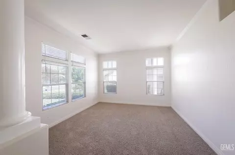 1512 Fieldspring Dr, Bakersfield, CA 93311 photo 7