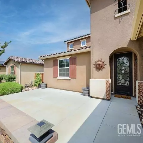 9510 Poseidon St, Bakersfield, CA 93306 photo 4