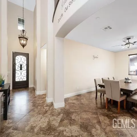 9510 Poseidon St, Bakersfield, CA 93306 photo 6