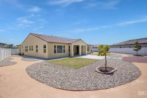 1909 Risborough Ct, Bakersfield, CA 93311 photo 46
