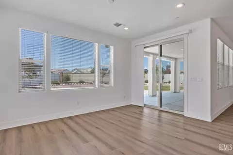 1909 Risborough Ct, Bakersfield, CA 93311 photo 16