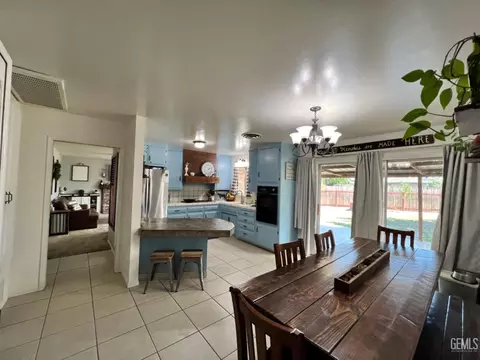 2115 9th St, Wasco, CA 93280 photo 5