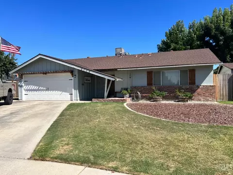 2115 9th St, Wasco, CA 93280 photo 1