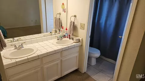 601 Jess St, Arvin, CA 93203 photo 7