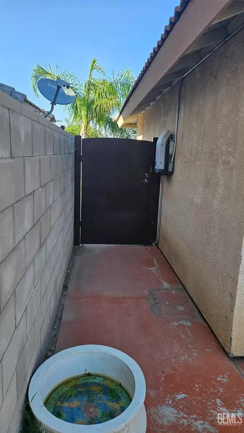 601 Jess St, Arvin, CA 93203 photo 15