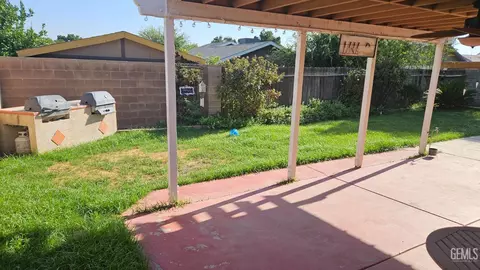 601 Jess St, Arvin, CA 93203 photo 11