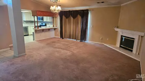 601 Jess St, Arvin, CA 93203 photo 4