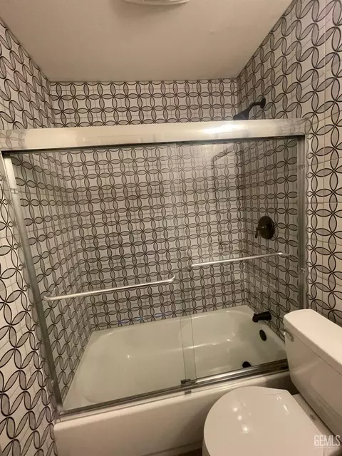 309 E 11th St, Bakersfield, CA 93307 photo 8