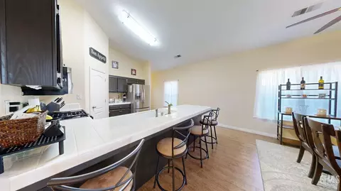 9507 Lanneau Ct, Bakersfield, CA 93311 photo 14