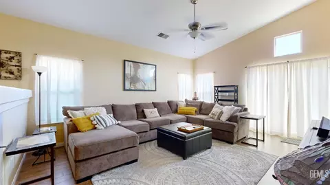9507 Lanneau Ct, Bakersfield, CA 93311 photo 18