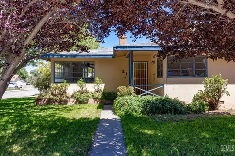 21 Pauley Ct, Tehachapi, CA 93561 photo 2