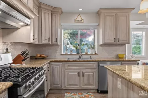 6004 Rexroth Ave, Bakersfield, CA 93306 photo 27