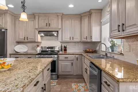 6004 Rexroth Ave, Bakersfield, CA 93306 photo 28