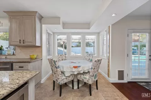 6004 Rexroth Ave, Bakersfield, CA 93306 photo 24