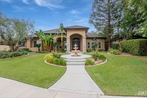 12408 Trinity River Dr, Bakersfield, CA 93312 photo 2