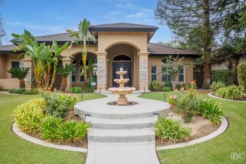12408 Trinity River Dr, Bakersfield, CA 93312 photo 1