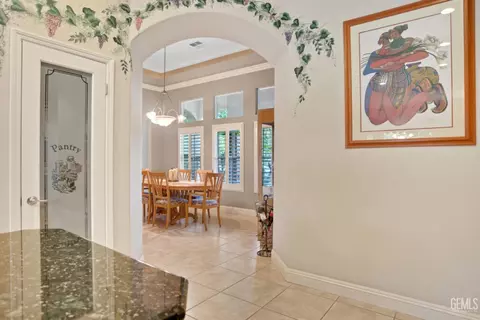 12408 Trinity River Dr, Bakersfield, CA 93312 photo 35