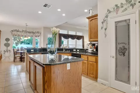 12408 Trinity River Dr, Bakersfield, CA 93312 photo 33