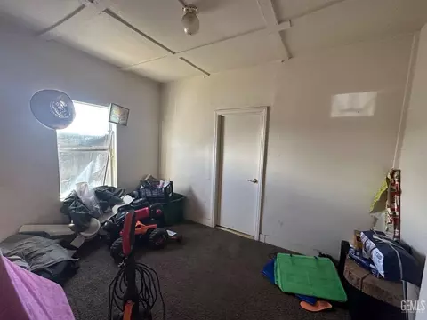 123 Asher Ave, Taft, CA 93268 photo 4