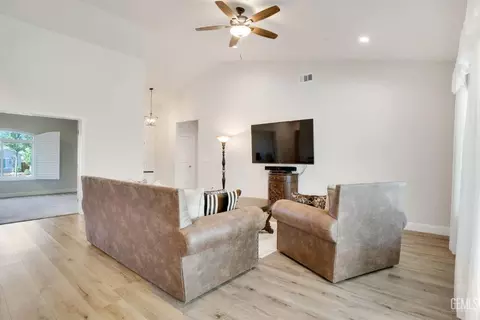 20313 Weston Ave, Tehachapi, CA 93561 photo 7