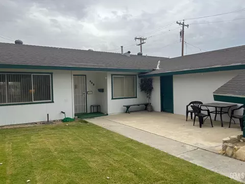 402 A St, Taft, CA 93268 photo 2