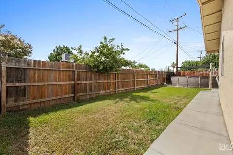 1325 Carson Ave, Bakersfield, CA 93304 photo 37