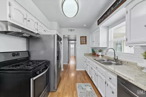 1325 Carson Ave, Bakersfield, CA 93304 photo 19