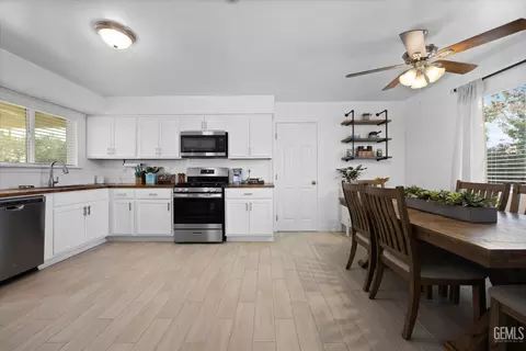 10600 Dee Dee Ave, Bakersfield, CA 93312 photo 13
