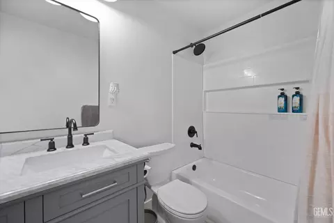 10600 Dee Dee Ave, Bakersfield, CA 93312 photo 24