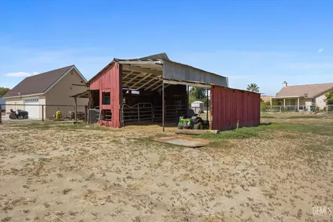10600 Dee Dee Ave, Bakersfield, CA 93312 photo 32