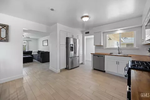 10600 Dee Dee Ave, Bakersfield, CA 93312 photo 14