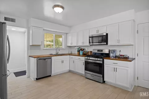10600 Dee Dee Ave, Bakersfield, CA 93312 photo 11