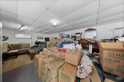 227 D St, Taft, CA 93268 photo 37