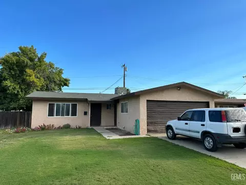 2001 6th Ave, Delano, CA 93215 photo 1