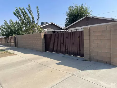 807 E 18th St, Bakersfield, CA 93305 photo 3