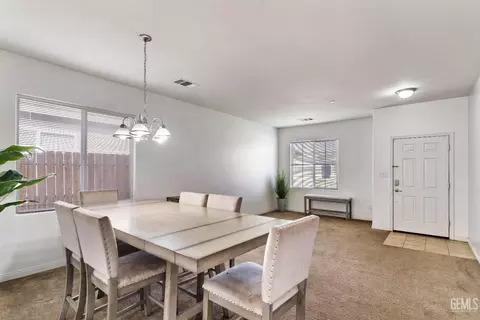 2305 Lebow Ct, Bakersfield, CA 93313 photo 20