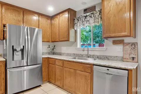 302 Amber St, Taft, CA 93268 photo 29