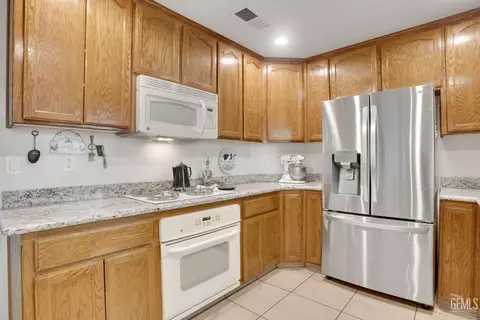 302 Amber St, Taft, CA 93268 photo 6