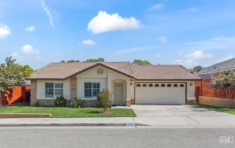 302 Amber St, Taft, CA 93268 photo 1