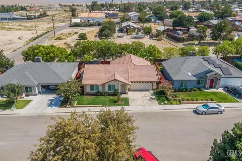 302 Amber St, Taft, CA 93268 photo 52