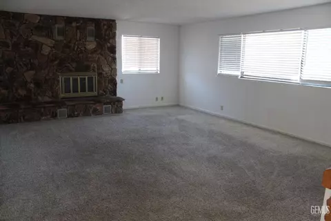 17820 Hambletonian Dr, Tehachapi, CA 93561 photo 6
