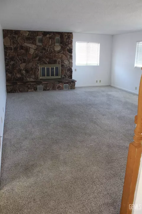 17820 Hambletonian Dr, Tehachapi, CA 93561 photo 5