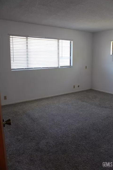 17820 Hambletonian Dr, Tehachapi, CA 93561 photo 15