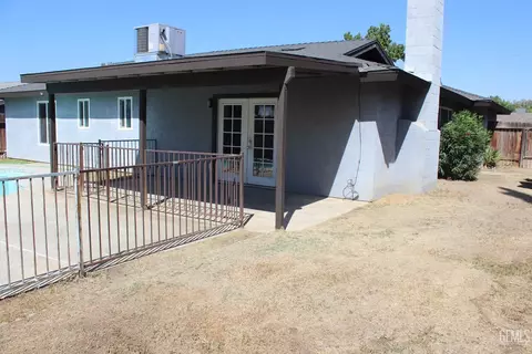 9049 Eucalyptus Dr, Bakersfield, CA 93306 photo 13